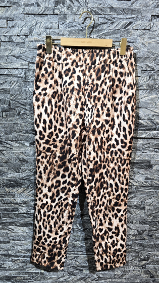 Wholesaler Adilynn - Leopard pants, elastic back waist, two side pockets