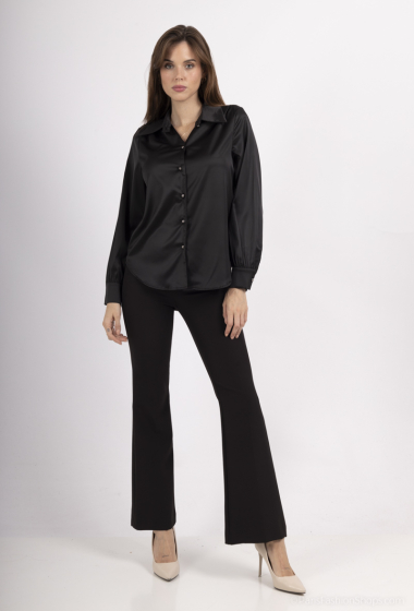 Wholesaler Amy&Clo - Premium quality satin effect shirt with pleats on the shoulders