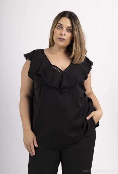 Wholesaler Amy&Clo - Ruffled blouse with lace detail