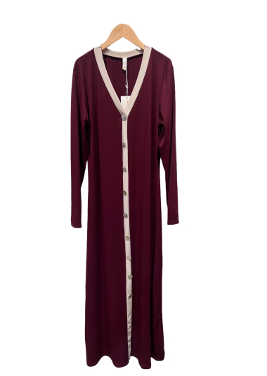 Grossiste Amy&Clo - PLUS SIZE Robe longue en jersey à boutons décoratifs