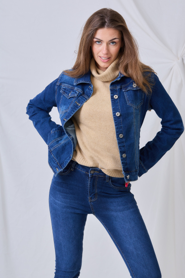 Grossiste ANA & LUCY - Veste en jeans délavé ( Grande taille ) - ANA & LUCY