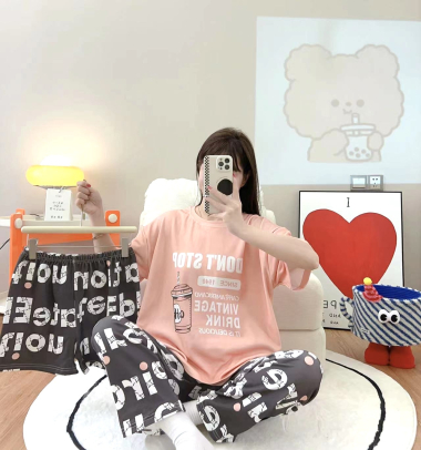 Wholesaler BELLE COM'ELLE - Checkered Bear 3-Piece Pajamas Set