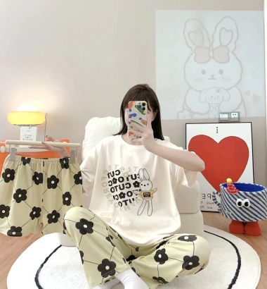 Wholesaler BELLE COM'ELLE - Checkered Bear 3-Piece Pajamas Set