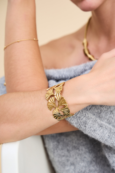 Mayorista Bellissima - Brazalete de Acero Inoxidable con Hojas de Ginkgo