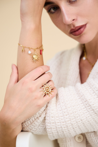 Mayorista Bellissima - Encanto solar: pulsera con dijes de acero inoxidable