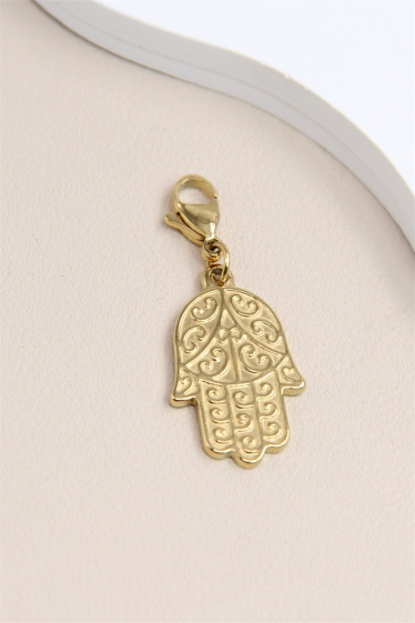 Wholesaler Bellissima - Stainless Steel Charm Pendant in the Shape of Fatma's Hand