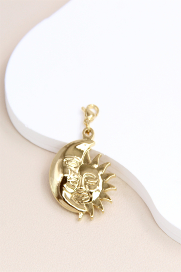 Wholesaler Bellissima - Steel Moon and Sun Charm Pendant with Celestial Design