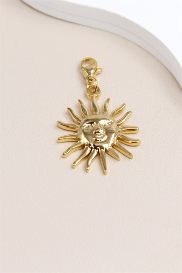 Wholesaler Bellissima - Stainless Steel Sun Charm Pendant - Size M