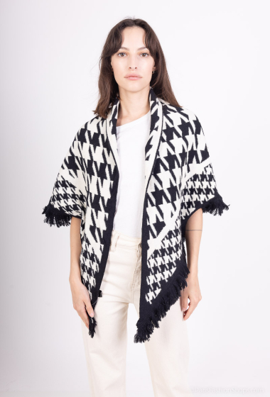 Wholesaler Best Angel-Fashion Kingdom - Thick triangle scarf with fringes and houndstooth pattern