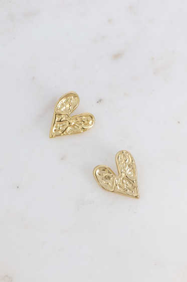 Wholesaler Bohm - Bullet earrings - flat hammered heart