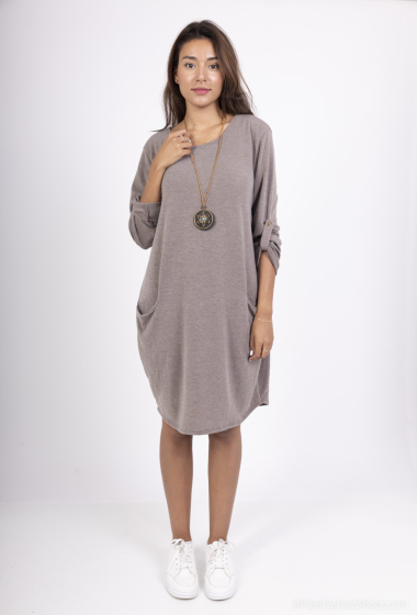 Wholesaler C'Belle - Plain tunic with a necklace at the front