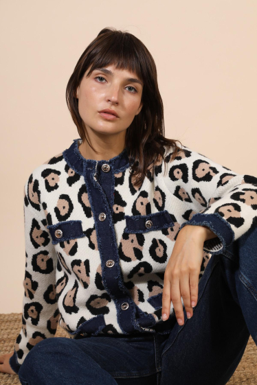 Wholesaler Cherry Paris - Leopard knit cardigan with denim trim LIZIG