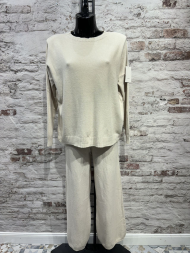 Wholesaler FOLIE LOOK - Plain set with sweater and pants