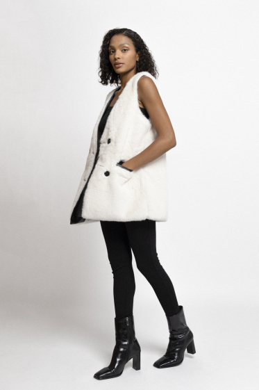 Wholesaler Copperose - Sleeveless faux fur jacket