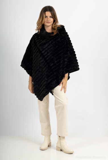 Grossiste Da Fashion - poncho fausse fourrrure