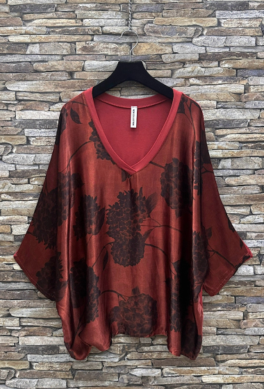 Wholesaler Elle Style - PIVONY blouse printed in silk-effect satin viscose, fluid and romantic