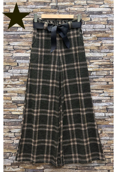 Mayorista Elle Style - OLIVIER wide-leg checked pants with front pockets.