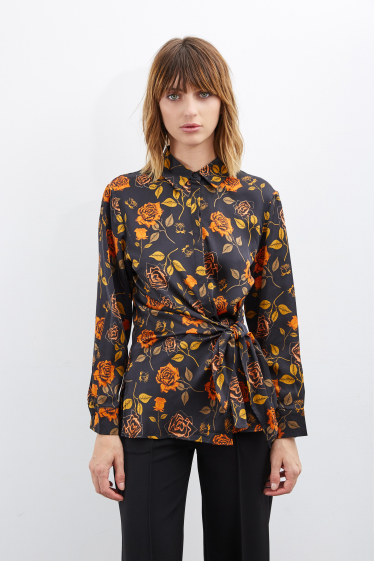 Wholesaler ELLI WHITE - Floral Print Knotted Shirt