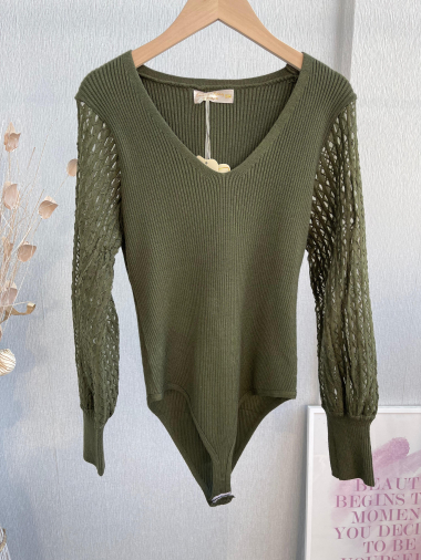 Großhändler Emma & Ashley design - BODYSUIT-PULLOVER MIT LANGEN ÄRMELN