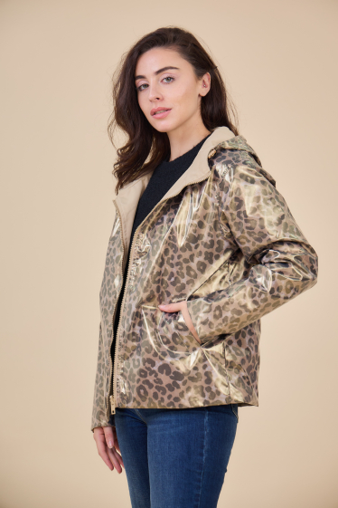 Mayorista ESCANDELLE Paris - PEARL - Parka corta reversible e impermeable con estampado de leopardo reciclado