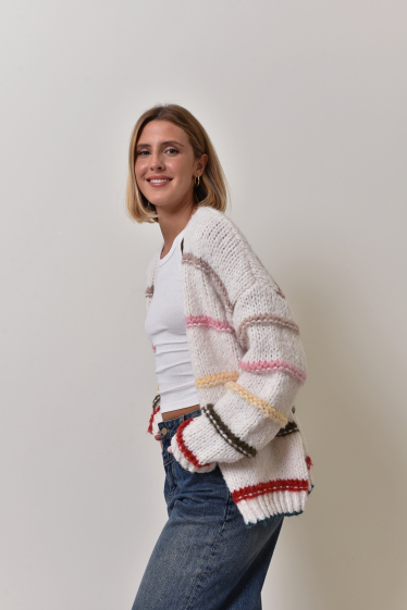 Wholesaler Feelkoo - Colorful hand-knit effect knitted cardigan