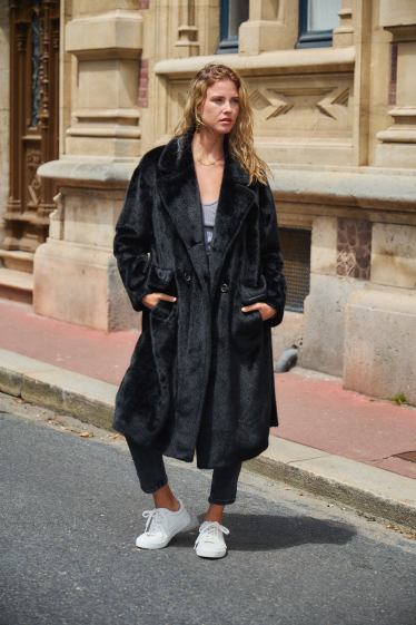 Wholesaler Giovanni Paris - Faux fur long coat with belt