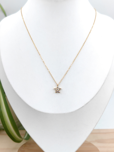 Wholesaler Glam Chic - Stainless Steel Rhinestone Star Necklace