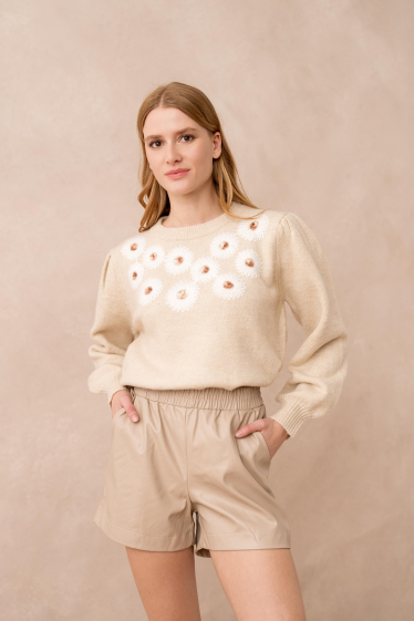 Grossiste Golden Live - Pull en maille à fleurs brodées