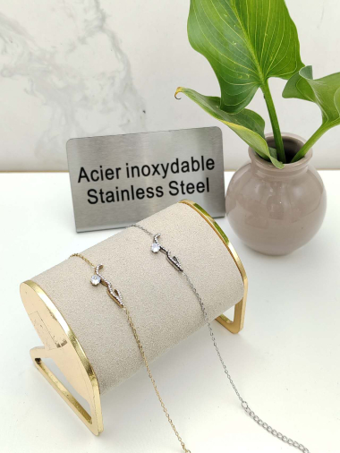 Großhändler I.L JOLI B - EDELSTAHL-Armband mit arabischer Aufschrift „LOVE“.