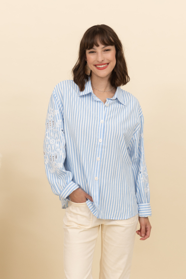 Wholesaler Inspiration Studio - Striped Cotton Blouse with Embroidery on the sleeves.