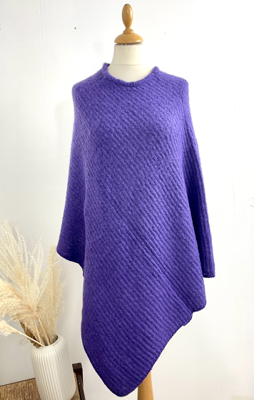 Wholesaler Jade&Clarisse - SABRINA PONCHO IN ASYMMETRICAL VISCOSE ROUND NECK SOLID COLOR