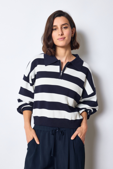 Grossiste JCL Paris - Pull à rayures à manches longues bouffantes à col polo à zip