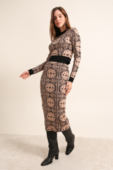 Wholesaler J&H Fashion - Straight knit dress with contrasting trim and cement tile effect pattern