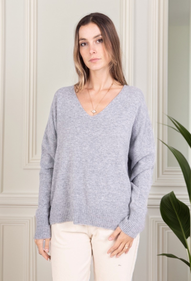 Grossiste J&H Fashion - Pull en maille col V oversize fluide uni