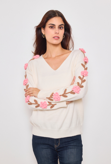 Großhändler KY CREATION - Pullover mit V-Ausschnitt und Blumenlinie an den Ärmeln