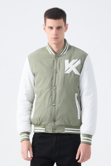 Wholesaler KYMAXX - Bomber jacket with two-tone teddy collar, snap closure