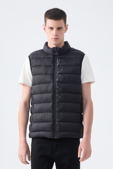 Wholesaler KYMAXX - Plain sleeveless down jacketKYMAXX