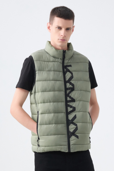 Wholesaler KYMAXX - Plain sleeveless down jacketKYMAXX