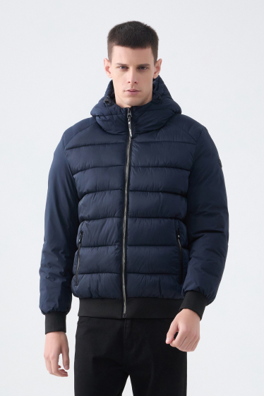 Wholesaler KYMAXX - Plain bi-material hooded down jacket