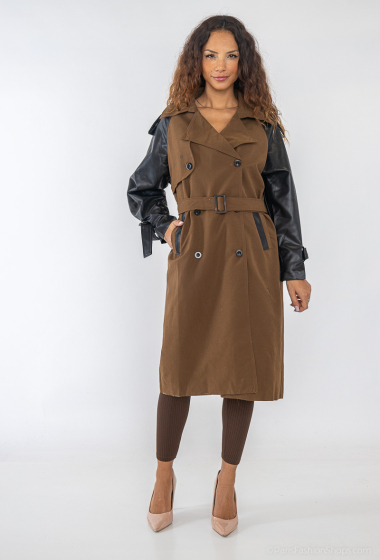 Großhändler L8 - Trenchcoat aus Kunstleder