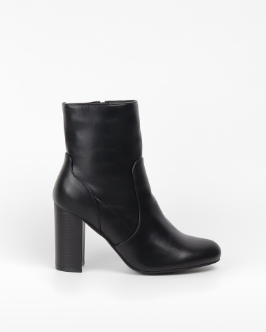 Wholesaler La Bottine souriante - Heel ankle boots with round toe