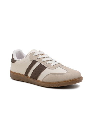 Wholesaler Lady Glory - Trendy sneakers with contrasting stripes – Comfort and versatile style