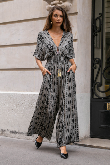 Wholesaler Last Queen - Loose bohemian jumpsuit with V neckline