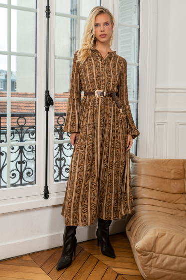 Grossiste Last Queen - Robe longue imprimée avec Lurex, coupe évasée avec froncés