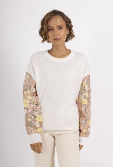 Grossiste Les Bonnes Copines - Pull col rond avec motif fleurs