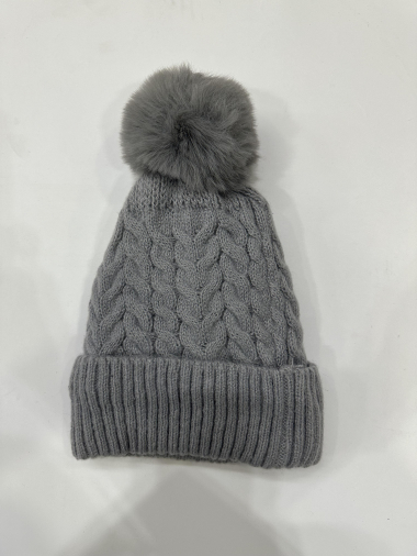 Mayorista LEXA PLUS - Gorro con pompón para mujer.