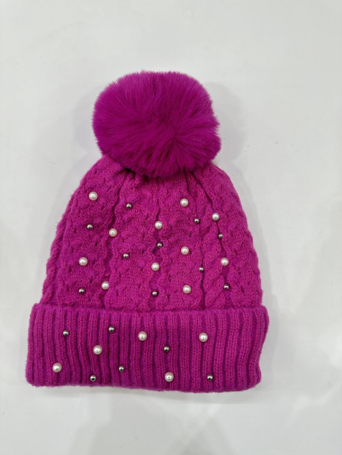 Mayorista LEXA PLUS - Gorro con pompón para mujer.