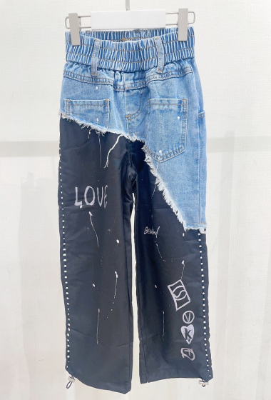 Großhändler LOEVIA - Mädchenjeans aus zwei Materialien