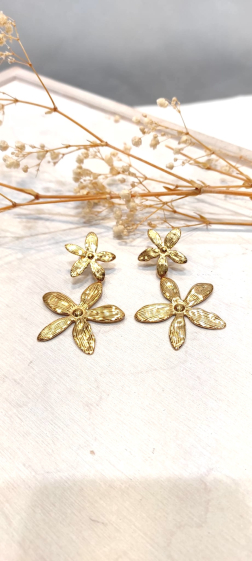 Wholesaler Lolo & Yaya - Edita flower earrings in stainless steel