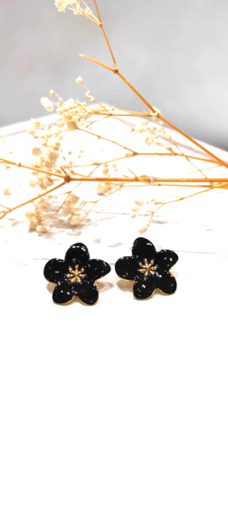 Wholesaler Lolo & Yaya - Oriane enamel flower earrings in stainless steel